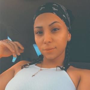 Meet your Posher, Francesca